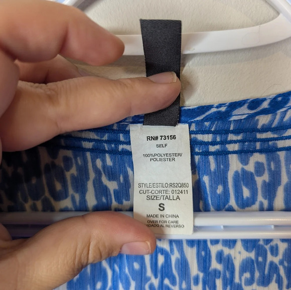 Kenneth Cole Reaction Blue White Swim Cover Up Embroidered Cut Outs Woman Small - Picture 5 of 10